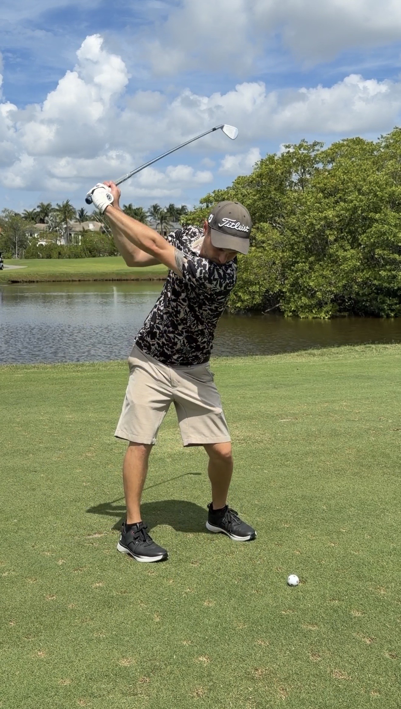Competitive golf league game